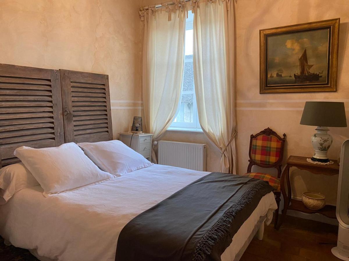 Le Pigeonnier De Saint-Loup Bed And Breakfast Eksteriør billede